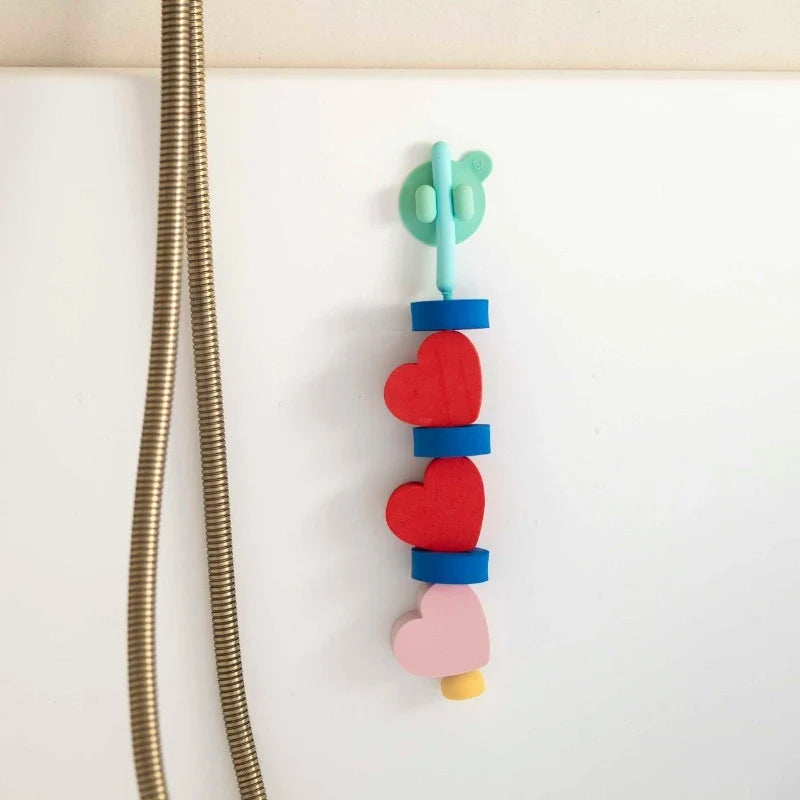 Beedi Hearts – Soft Floating Lacing Beads Bath Toy